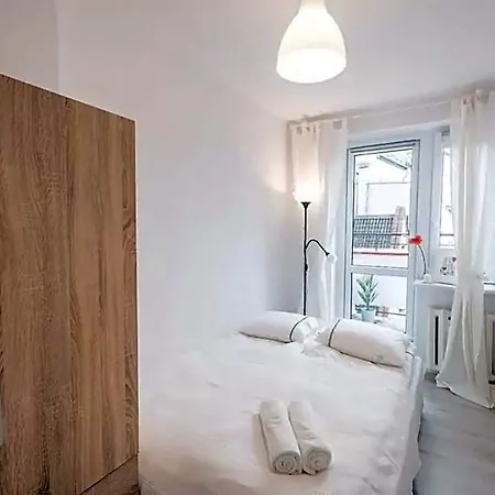 Wlodkowica Vandrerhjem Wrocław